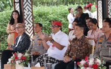 Berdayakan Petani Lokal, Bupati Sanjaya Apresiasi Pesta Rakyat Dusun Bedugul Asri PEtani