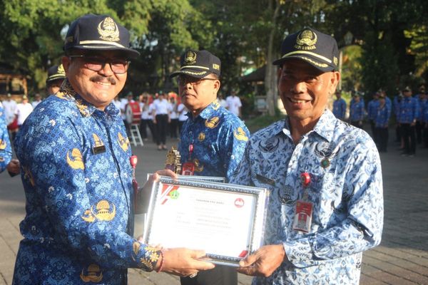 Upacara HKN