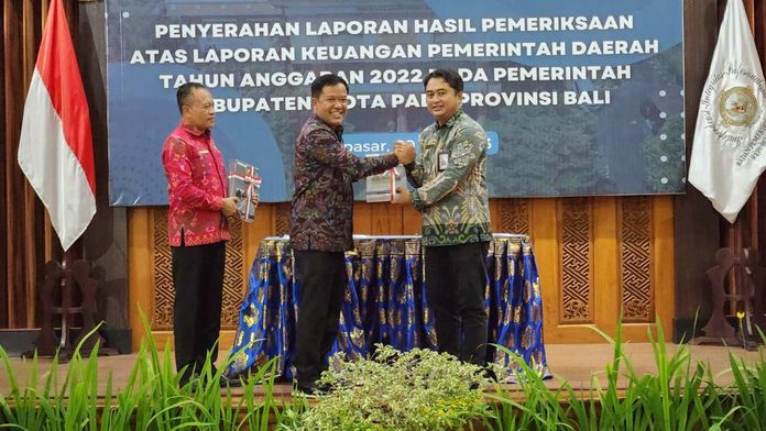 Jelang HUT Ke-819