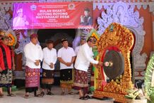 Sambut Bulan Bhakti Gotong Royong, Sekda Alit Wiradana Buka Lomba Rindik di Desa Padang Sambian Kelod Bulan Bakti