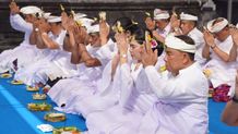 Hari Raya Saraswati, Pemkab Jembrana Gelar Pawintenan Tapak Gana Hari Raya Saraswati