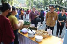Banyak UMKM Rumahan Tumbuh di Denpasar, Wawali Arya Wibawa Berikan Ruang Menjajakan Hasil Produksi di Pasar Rakyat UMKM