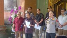 Tegas! Gubernur Koster Akan Deportasi WNA Berulah di Bali WNA