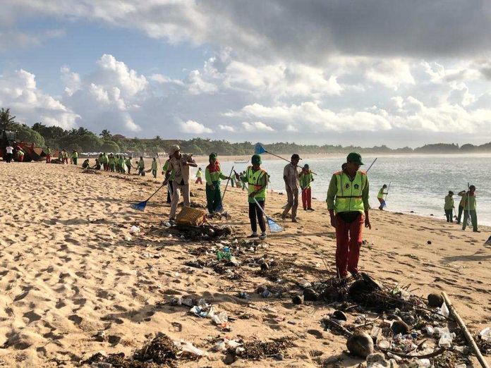 Beach Clean up