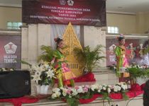 Rumah Bertumbuh Wadah Peningkatan Kapasitas Masyarakat Desa Tembok Desa Tembok