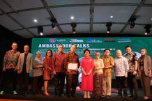 Diplomasi Publik Indonesia, Gerakan Non Blok Mengarungi Dinamika Politik Internasional Dinamika Politik