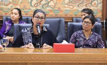 Gelar Webinar Perlindungan Kekayaan Intelektual Bagi IKM Bali, Putri Koster Tekankan Pedagang Jangan Sesuka Hati Kekayaan Intelektual
