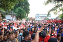 Wayan Koster Disambut Lautan Masyarakat Tabanan Lautan