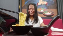 Wow! Ada Mie Terbang di Renon Mie Terbang