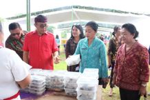 Puluhan UMKM Unggulan Kota Denpasar Ramaikan Pasar Rakyat PKK “Berbelanja dan Berbagi” Pasar Rakyat