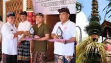 Upaya Lestarikan Tradisi Budaya Bali, Desa Dangin Puri Kangin Gelar Lomba Penjor Antar Banjar Lomba Penjor