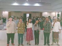 Gelar Workshop, TCI Fakultas Pariwisata Unud Fasilitasi Pertemuan Kaligrafi China dengan Bali Kaligrafi