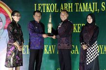 Pj Bupati Buleleng Ajak Dandim Baru Perkuat Kolaborasi dan Turun Langsung ke Masyarakat Pj Bupati Buleleng