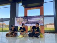 Lestarikan Budaya Bali, KMHDI Gelar Diklat Bebanten KMHDI