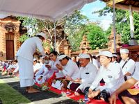 Peringati Hari Tumpek Landep, Pemkot Denpasar Gelar Persembahyangan Bersama di Pura Agung Loka Natha Denpasar Peringati Hari Tumpek Landep