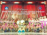 Sekda Alit Wiradana Hadiri Pelepasan Siswa Kelas VI SD Cipta Dharma Denpasar Pelepasan Siswa Kelas VI