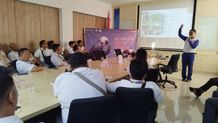 Semangat #Cari_Aman di Jalan Raya, Karyawan FIFASTRA Denpasar Dibekali Pengetahuan Safety Riding Safety Riding