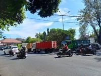 Solar Minim, Antrean Truk di SPBU Memanjang Solar