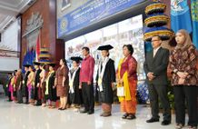 Universitas Udayana Kembali Kukuhkan Delapan Guru Besar Tetap Unud