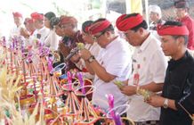 Bupati Sanjaya Dukung Kekompakan Krama Mambang dan Kesiut Dalam Mewujudkan Yadnya Yadnya