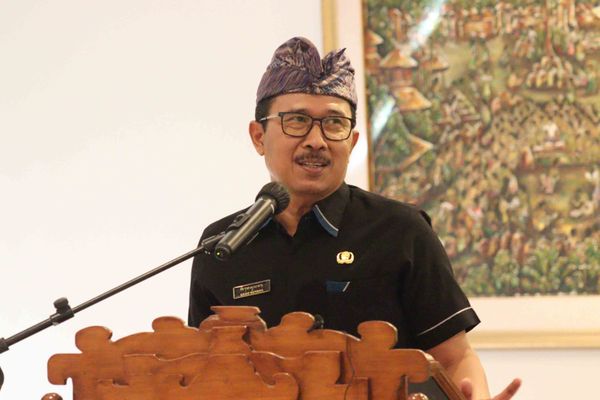 Sekda Suyasa