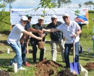 Astra Financial Bersama Unit Bisnisnya Tanam 6.600 Pohon di Titik 0 Sungai Ciliwung Astra Finance