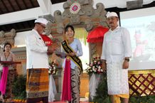 Sekda Alit Wiradana Hadiri Puncak HUT Ke-26 Perumda Tirta Sewakadarma HUT Ke-26 Perumda Tirta Sewakadarma