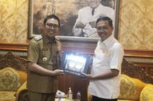 Wawali Arya Wibawa Terima Kunjungan Studi Komparasi Bupati Kabupaten Solok Selatan, H. Khairunas Studi Komparasi