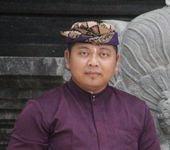 Pandangan Publik Pemuda Terhadap Gagasan Haluan Pembangunan 100 Tahun Dari Gubernur Wayan Koster PERADAH Bali