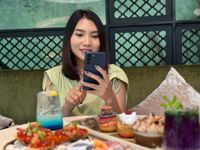 Tips Bikin Konten Food Vlogging Lebih Epic dengan Samsung Galaxy S21 FE 5G Samsung Galaxy S21 FE 5G