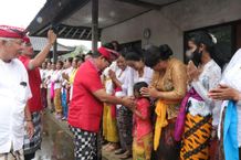 Bupati Sanjaya Hadiri Pemlaspasan Gedong Madu dan Candi Kurung Pura Puseh Desa Adat Belayu Pemlaspasan Gedong Madu