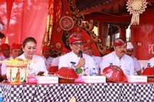Bupati Sanjaya Apresiasi Yadnya Krama Bengkel dan Krama Lumbung Gede Bupati Sanjaya
