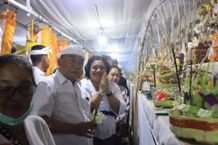 Kompak Hadir, Forkopimda Jembrana di Ngaben Massal Desa Adat Yehembang Ngaben Massal