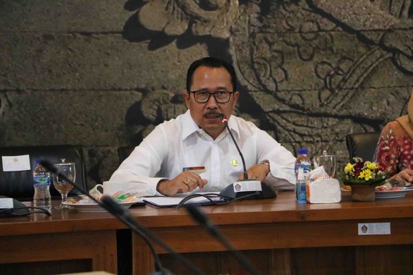 Sosialisasi dan Edukasi