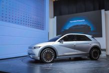 Hadir di GIIAS 2023, Hyundai IONIQ 5 Indonesian Batik Wujudkan Perpaduan Tradisi dan Inovasi yundai IONIQ 5 Indonesian Batik