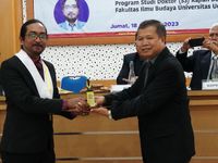 Dosen UNHI Denpasar Raih Doktor Kajian Budaya di Fakultas Ilmu Budaya Unud Unud