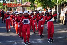 Gerak Jalan Digelar, Euforia Peserta Bersemangat Merah Putih Berkibar Merah Putih