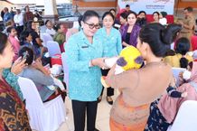Sasar Ratusan Warga di Empat Kecamatan, TP PKK Provinsi Bali Gelar Aksi Sosial “Menyapa dan Berbagi” di Kota Denpasar Menyapa dan Berbagi