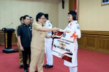 Bupati Giri Prasta Berikan Penghargaan Paskibra Badung Tahun 2023, Per Orang Digelontor Uang Rp10 Juta Penghargaan Paskibra