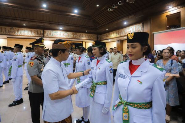 Pengukuhan Paskibra