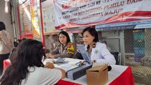 Momentum Hari Polwan ke-75, Polda Bali Gelar Bakti Kesehatan di Lapas Perempuan Kerobokan Polwan