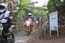 Hobi Terabasan, Begini Teknik Aman dan Nyaman Naik Motor Trail Trabasan