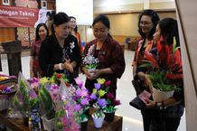 Sagung Antari Jaya Negara Buka Bimtek Perempuan Tangguh Sosial Menuju Denpasar Maju, Ciptakan Perempuan Berdaya, Produktif dan Mandiri Bimbingan Teknis