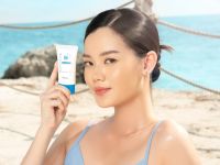 Upgrade Formula Khusus Kulit Berminyak, YOU Luncurkan Sunscreen Sunbrella Triple UV Elixir You