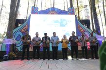 Pesona Seni dan Budaya dalam Festival Kewirausahaan Astra 2023 di Hutan Pinus Mangunan Astra