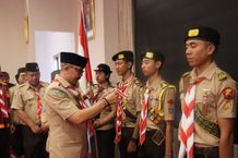 Wabup Diar Lantik Pramuka Garuda Penegak Sekaligus Melepas Peserta Raimuna Nasional Pramuka
