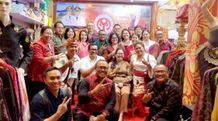 Bupati Sanjaya dan Ketua Dekranasda Tabanan Hadiri Kriyanusa 2023 Dekranasda