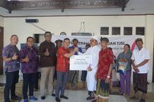 Salurkan Bantuan Sembako, PLN Sasar 7.000 Masyarakat Kurang Mampu di Bali CSR