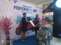 CSBI Serahkan Enam Unit WMoto Greta ke Konsumen Pertama Greto
