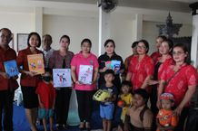 Sagung Antari Jaya Negara Serahkan Alat Bantu Penyuluhan BKB Kit Stunting di Kecamatan Denpasar Utara BKB Kit Stunting